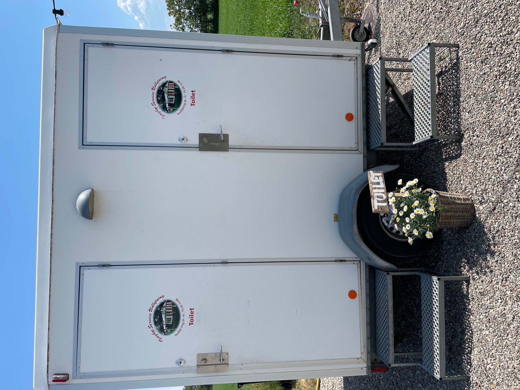 A. Royal toilet med kværn excl reng. thumbnail 3