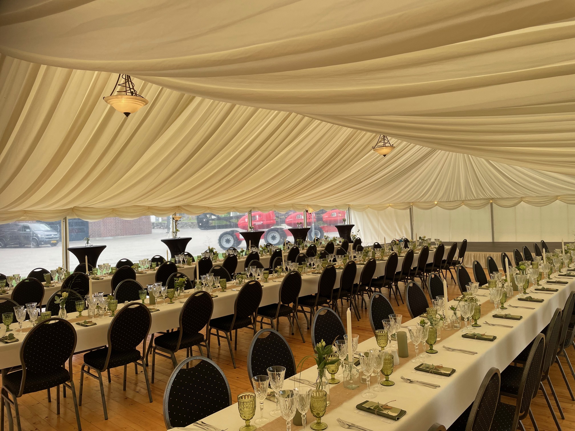 G. Borde 1,80 x 0,80 mtr.træ thumbnail 2