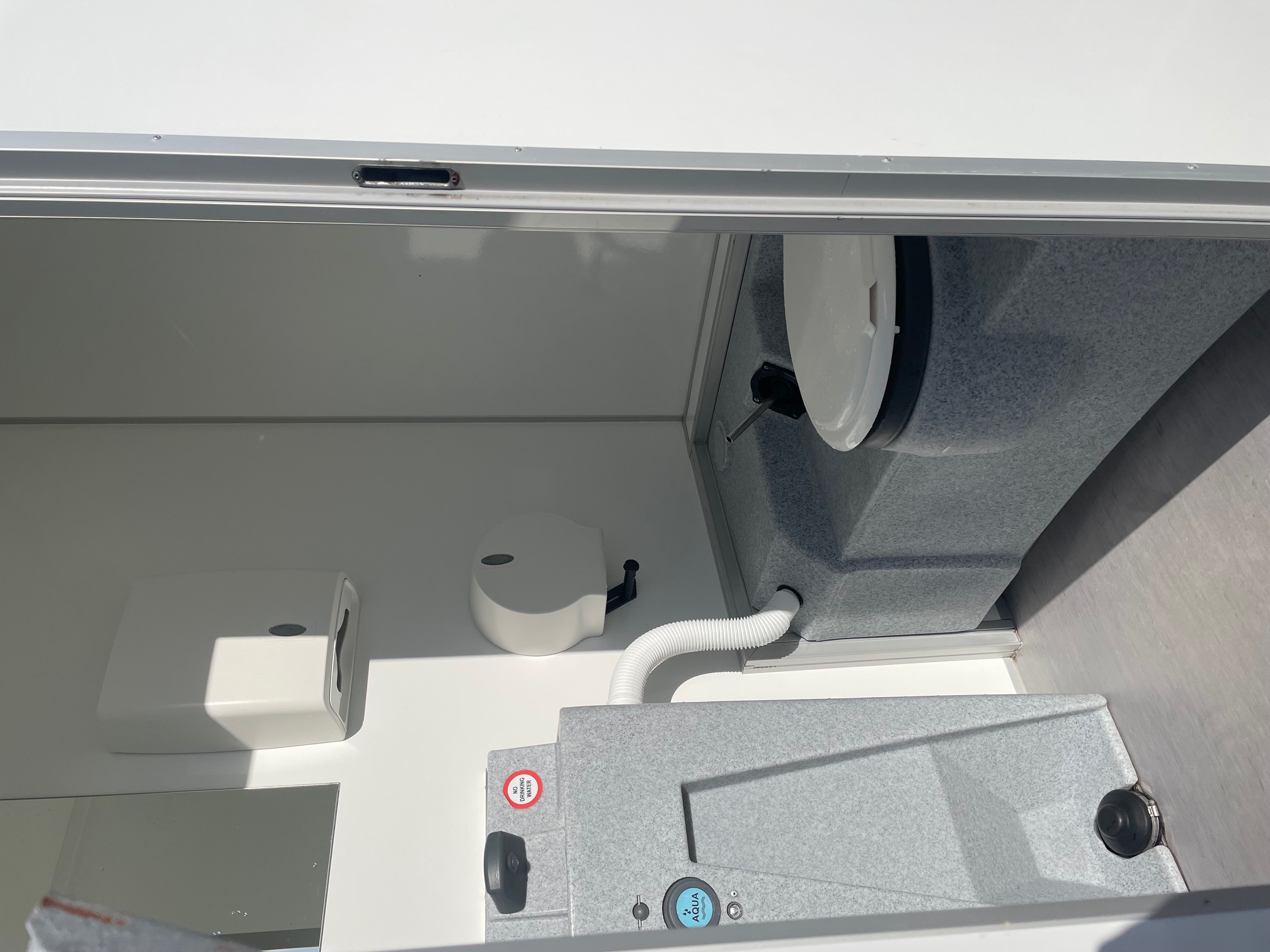 D. Toilettrailer med 4 stk tank toiletter.. thumbnail 1